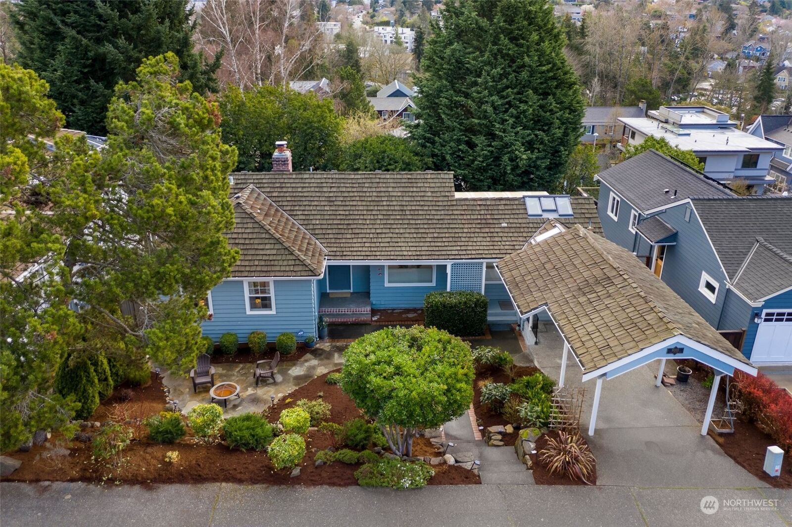 House for sale in Seattle 6010 51st Avenue NE, Seattle, WA 98115