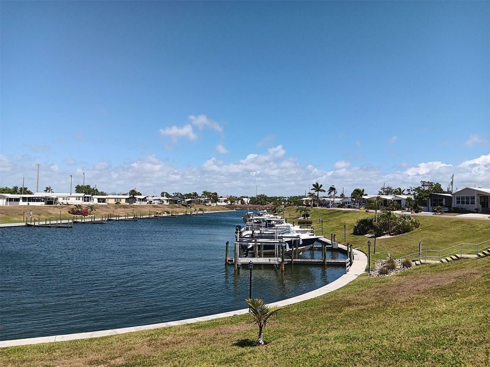Property Photo: 803 S Waterway 435 FL 34285