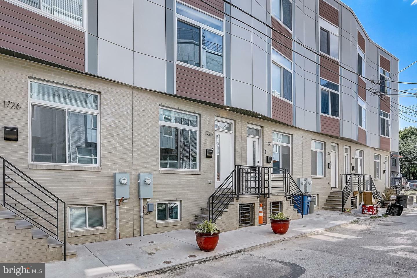 Property Photo: 1728 Ingersoll Street PA 19121