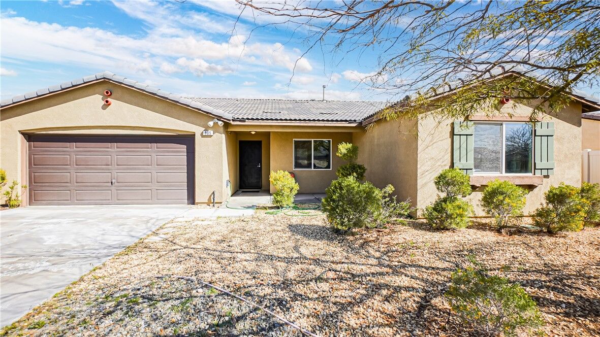 Property Photo:  905 Broadway Avenue  CA 92311 