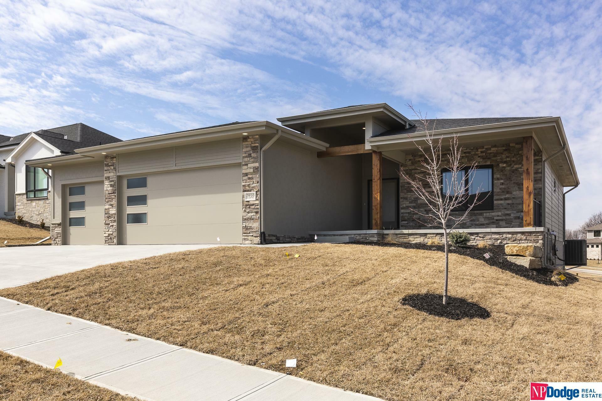 Property Photo: 3910 S 213 Street NE 68022