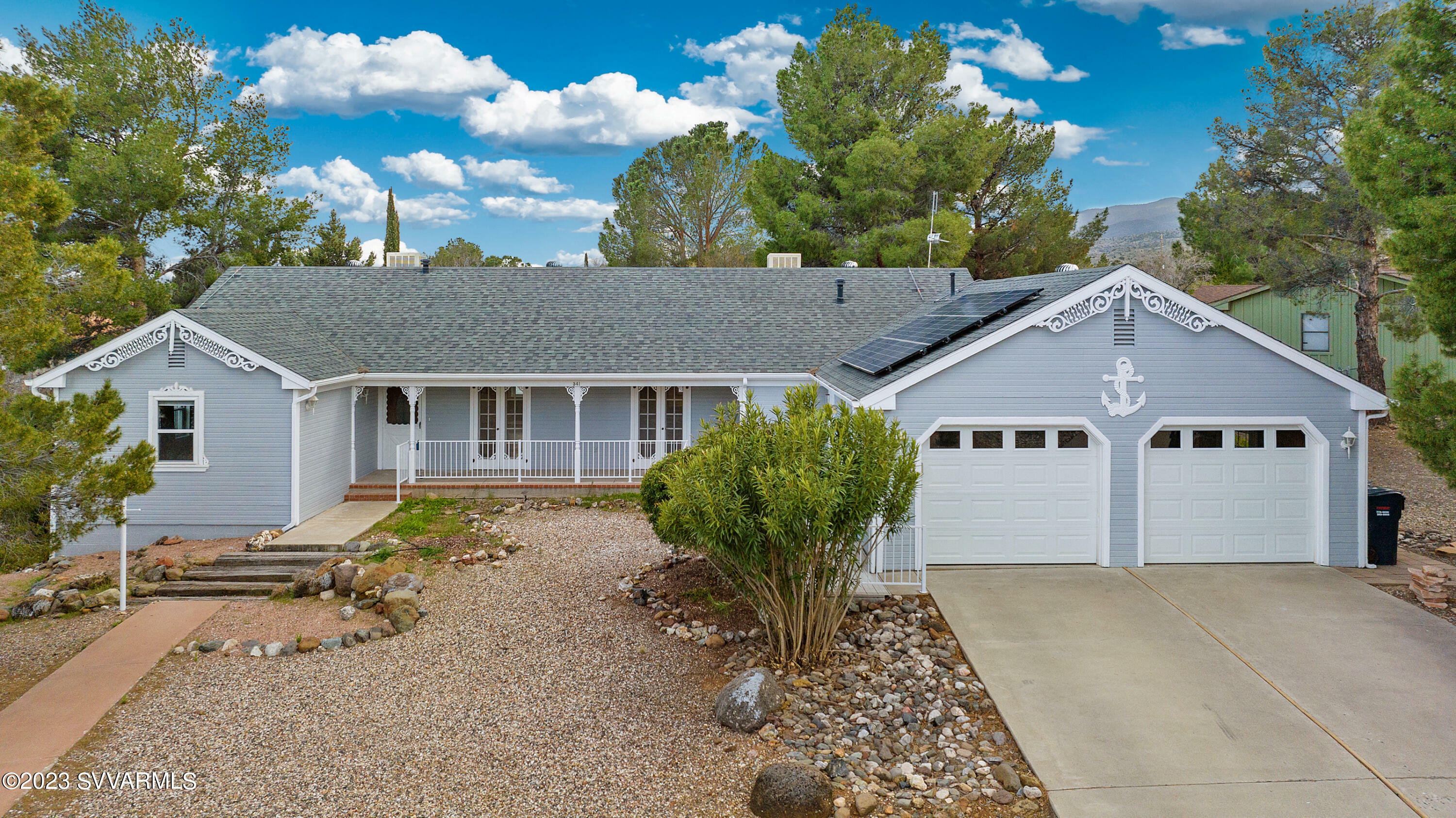 Property Photo:  541 Everett Lane  AZ 86324 