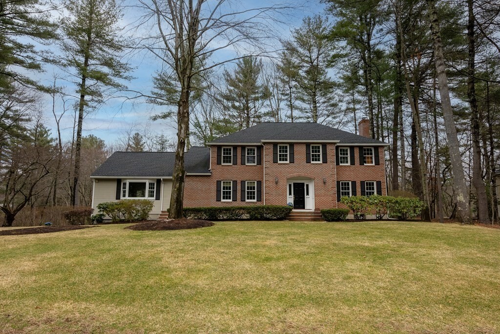 Property Photo:  109 Fox Run  MA 01776 