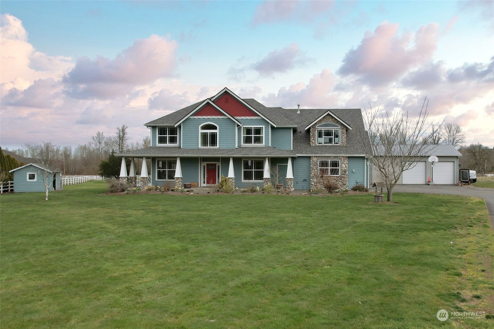 House for sale in Orting 14811 172nd Street E, Orting, WA 98360