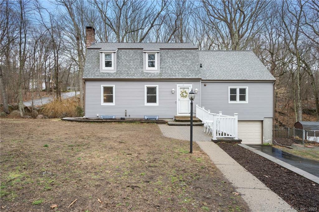 Property Photo:  11 Palmer Drive  CT 06335 