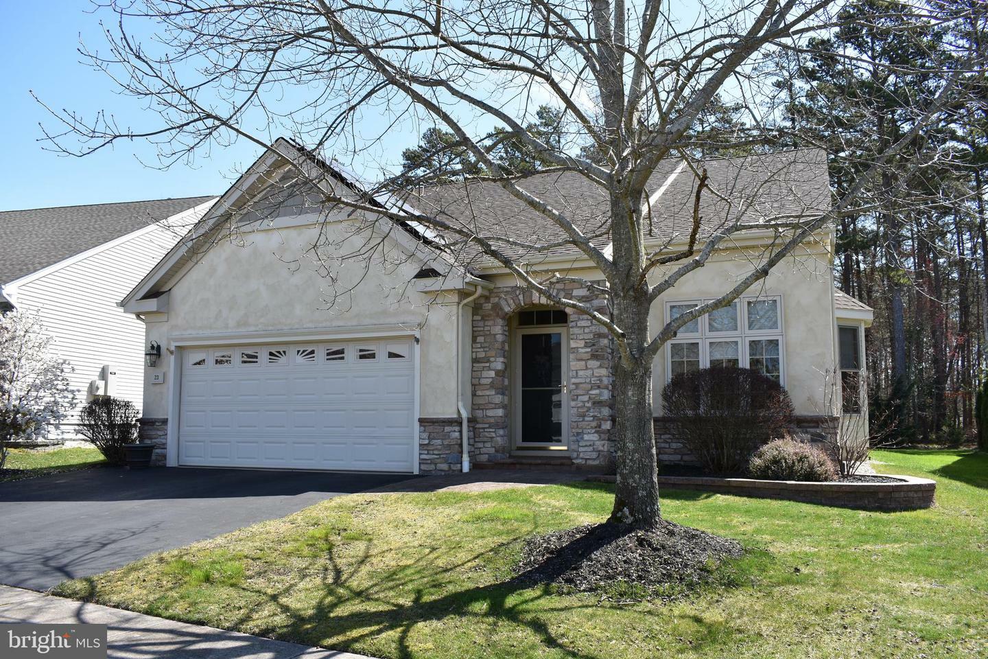 Property Photo:  23 Vineyard Way  NJ 08005 