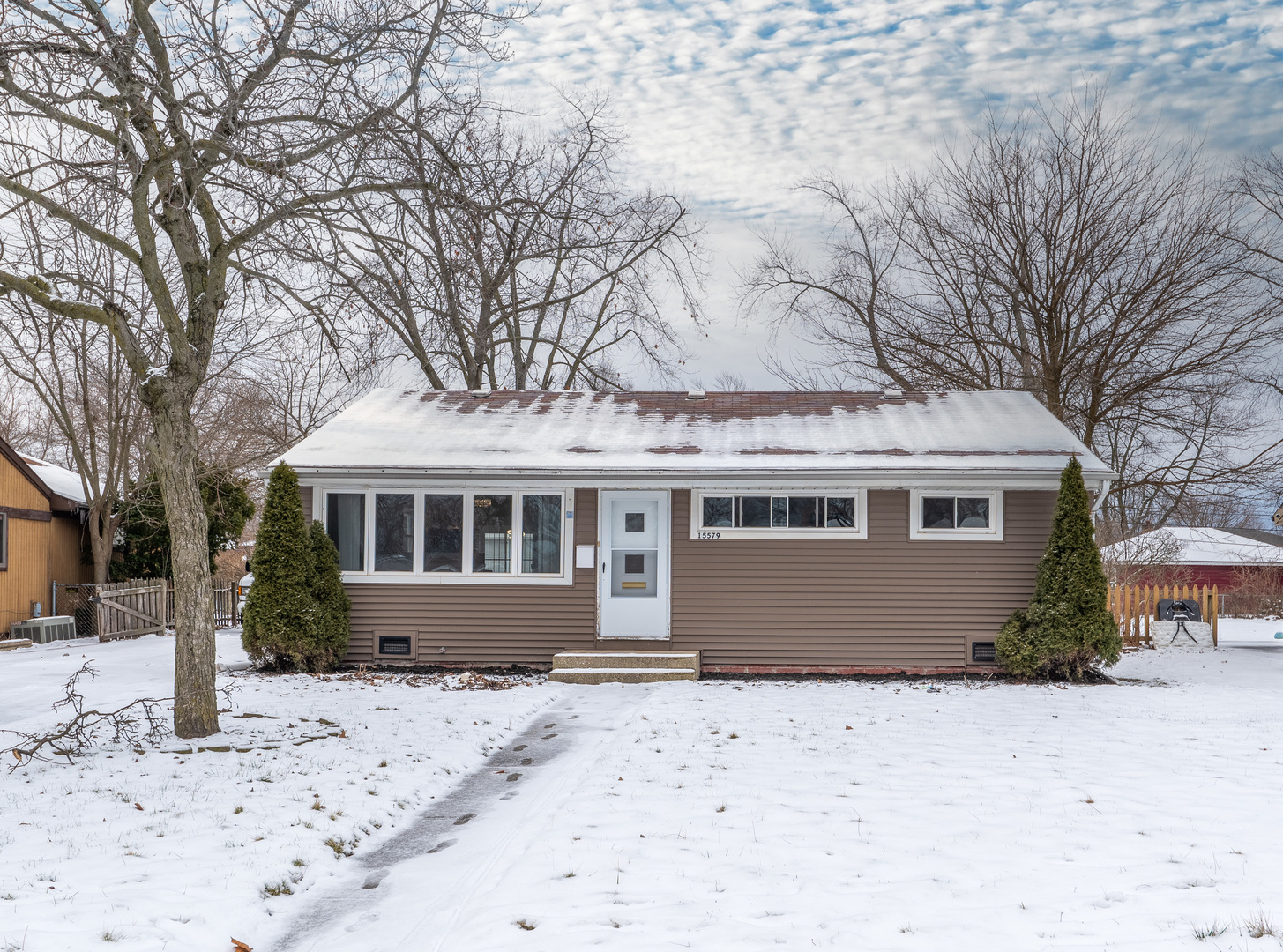 Property Photo: 15579 Park Lane IL 60473