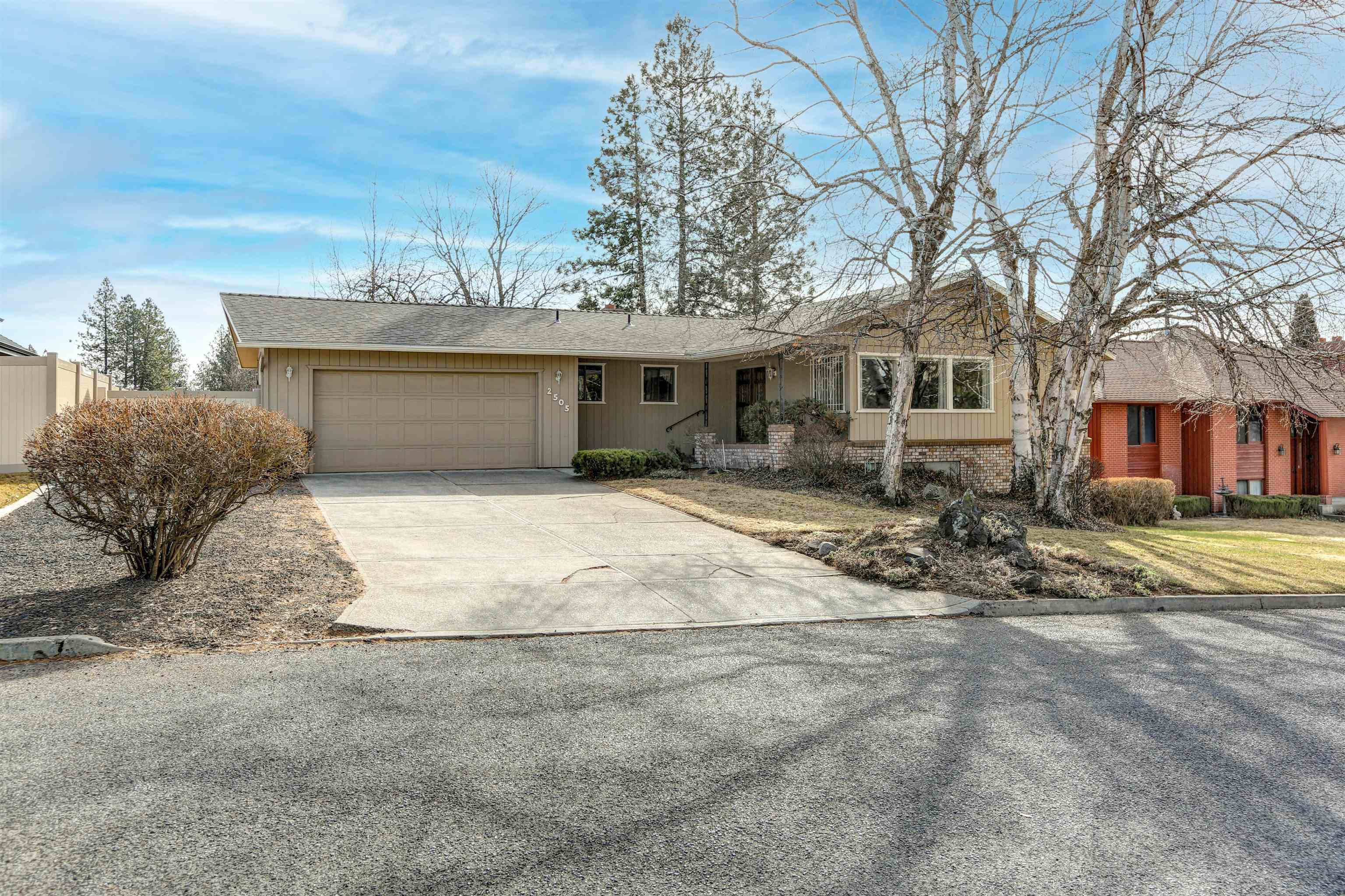 Property Photo: 2505 S Hargreaves Ct WA 99223