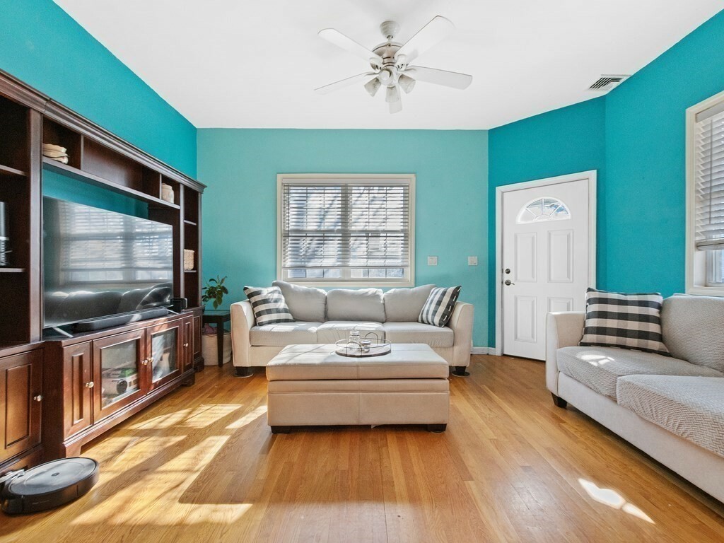 Property Photo: 195 Pearl St MA 02148