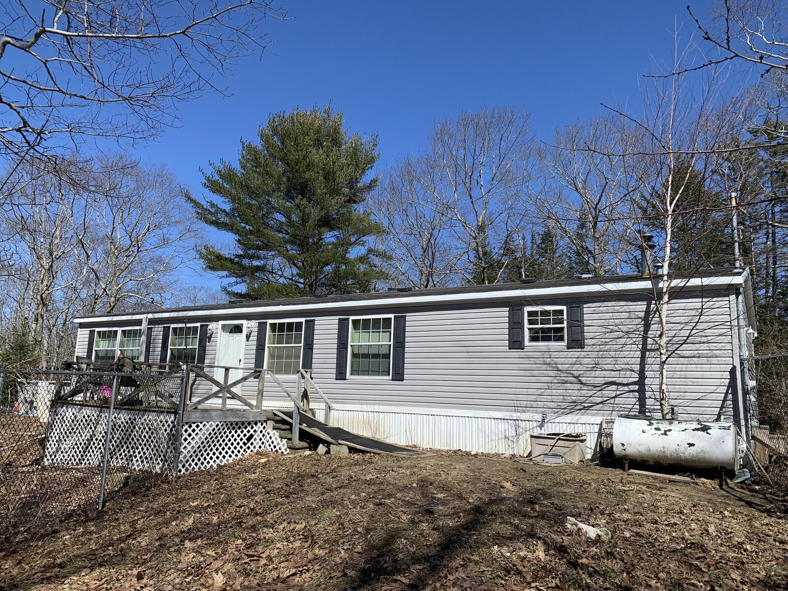 Property Photo: 172 North Shore Drive ME 04854