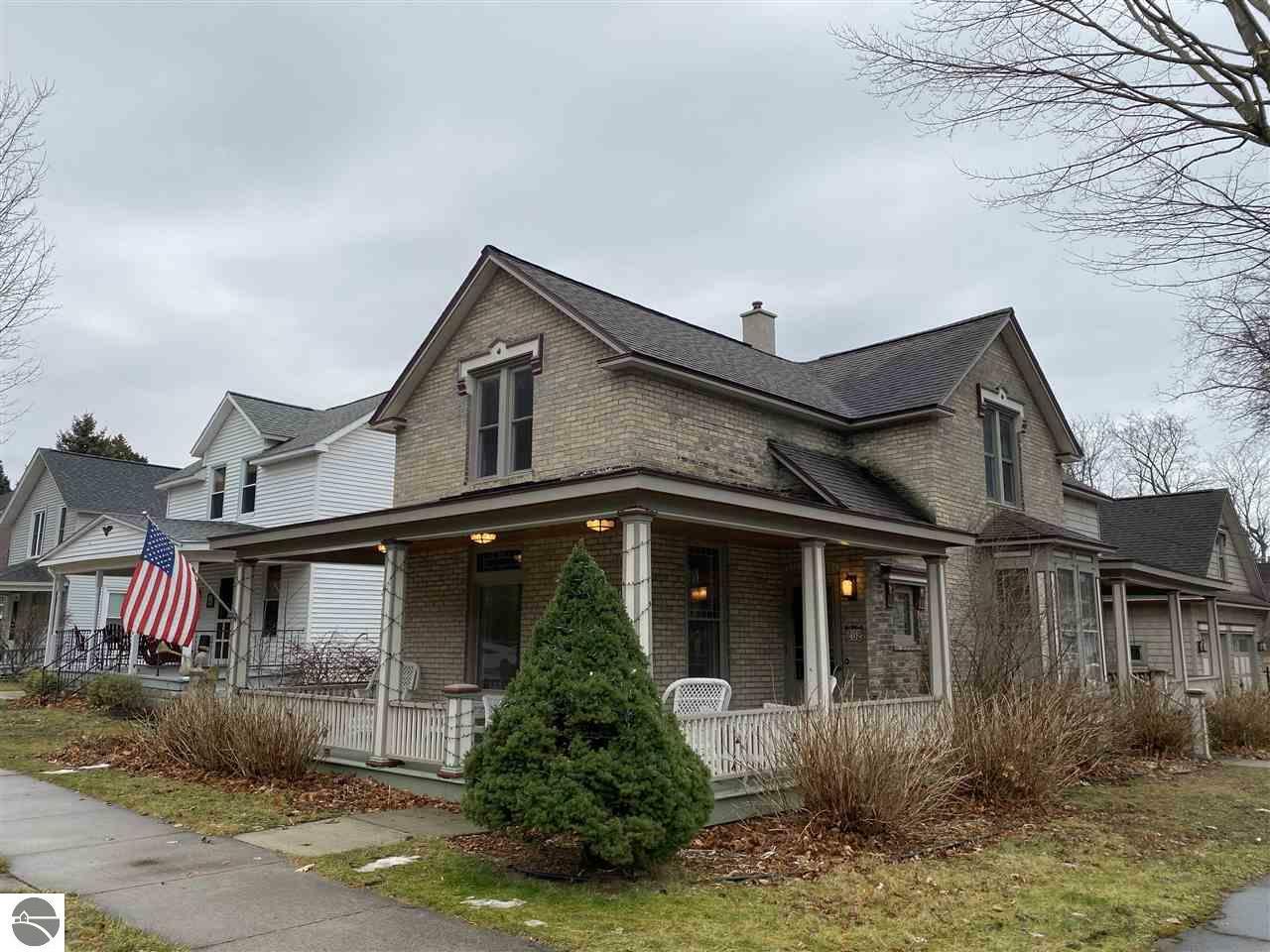 Property Photo: 202 Leelanau Avenue MI 49635