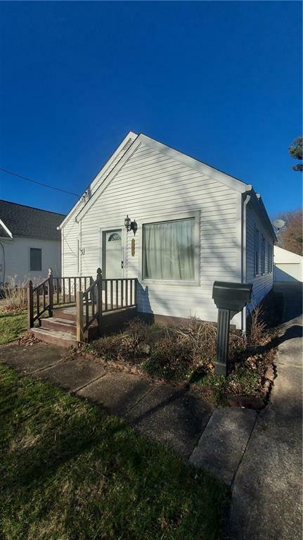 Property Photo:  813 Saint Clair Avenue  PA 16505 