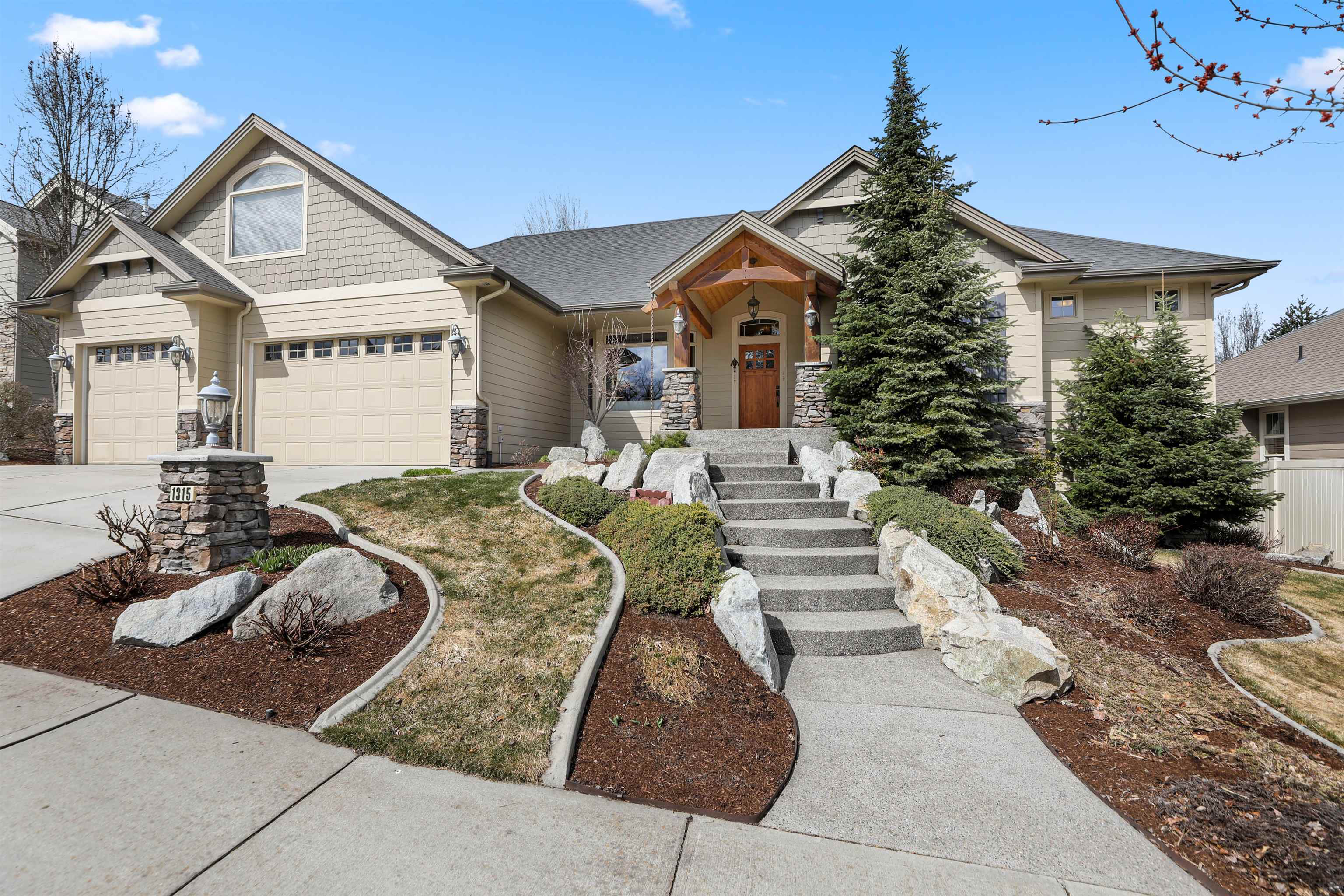 Property Photo:  1315 N River Vista St  WA 99224 