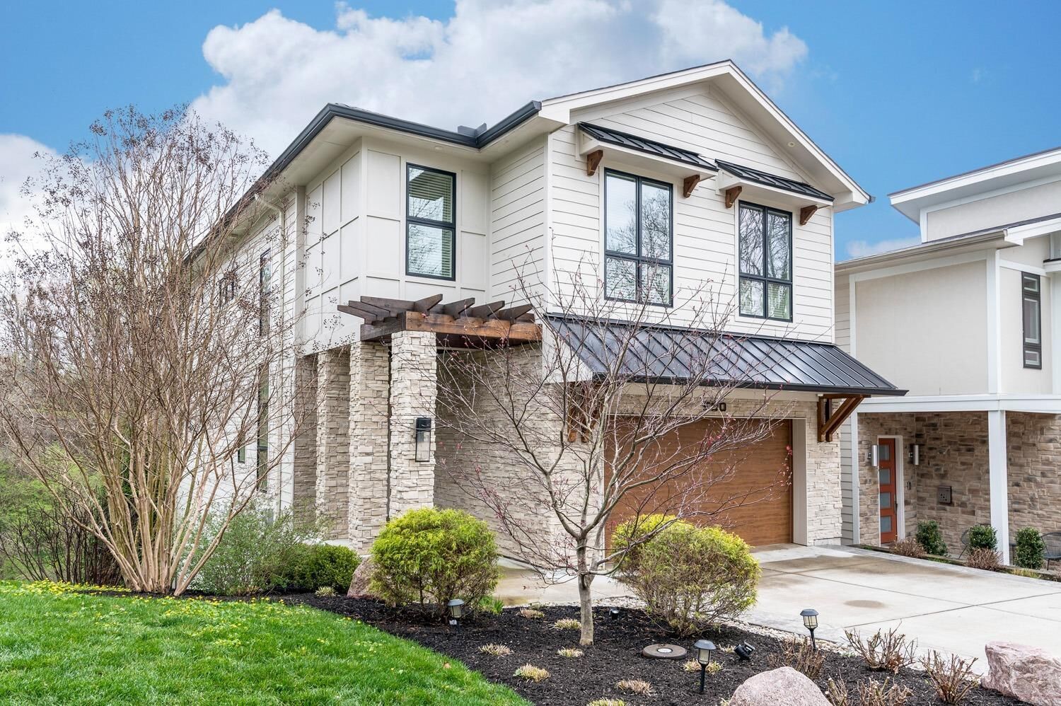 Property Photo: 500 Missouri Ave OH 45226