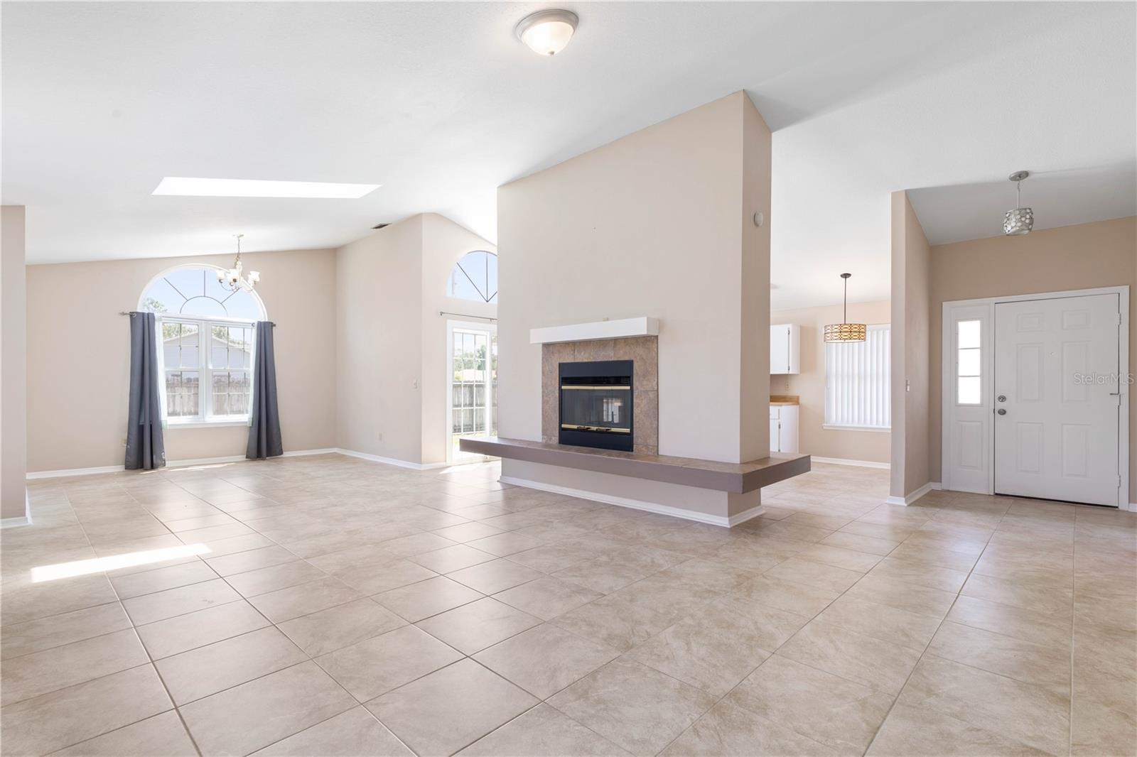 Property Photo: 137 Parkview Drive FL 32164