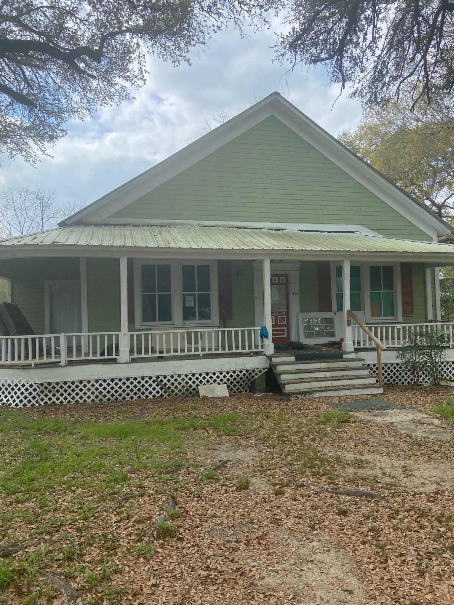 1609 Rose St  Deridder LA 70634 photo