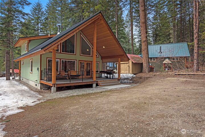 Property Photo:  22306 Shetland Road  WA 98826 