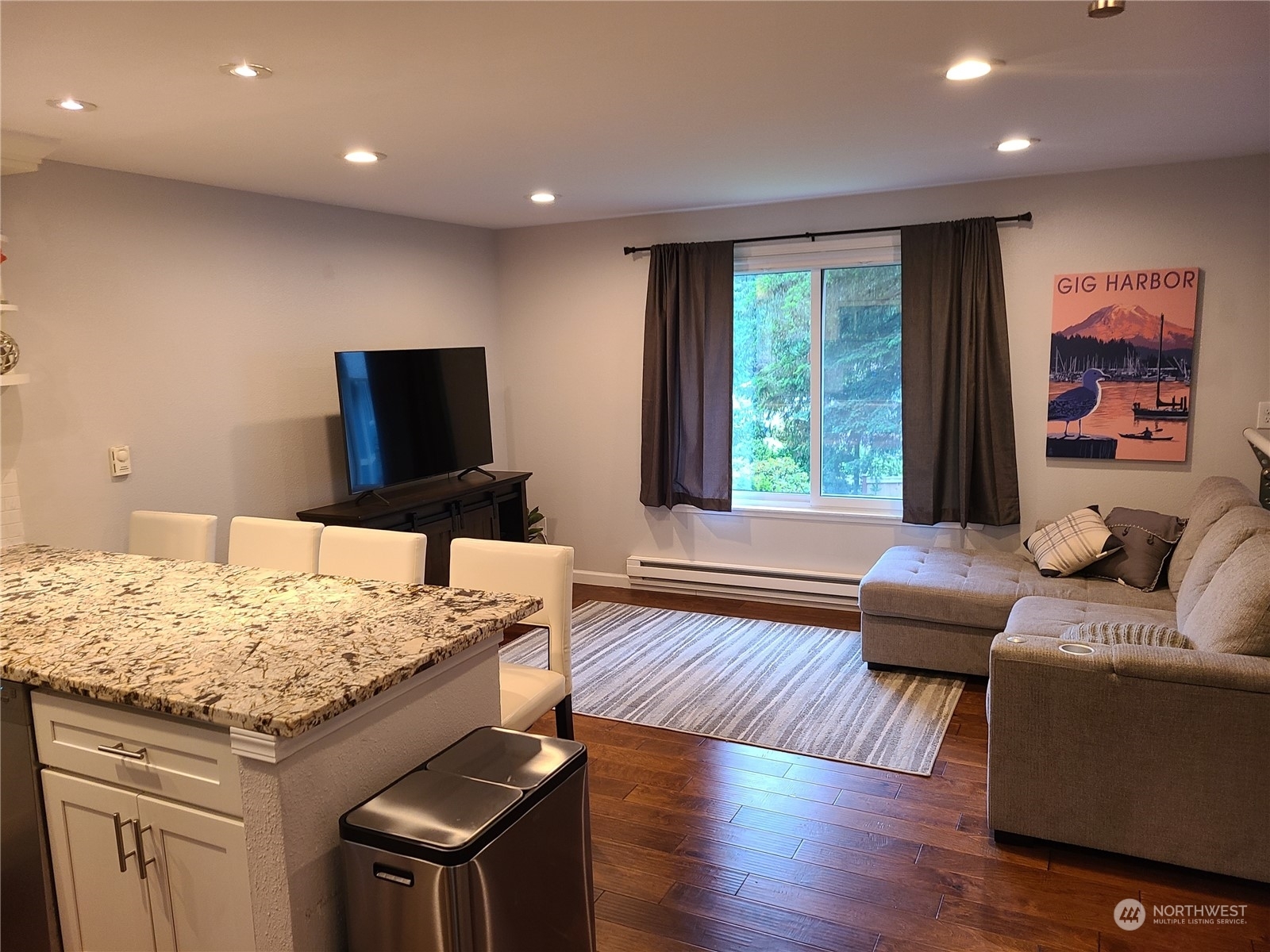 Property Photo: 5616 64th Street Ct NW WA 98335