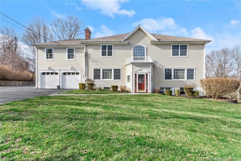 Property Photo:  42 Grandview Drive  CT 06611 