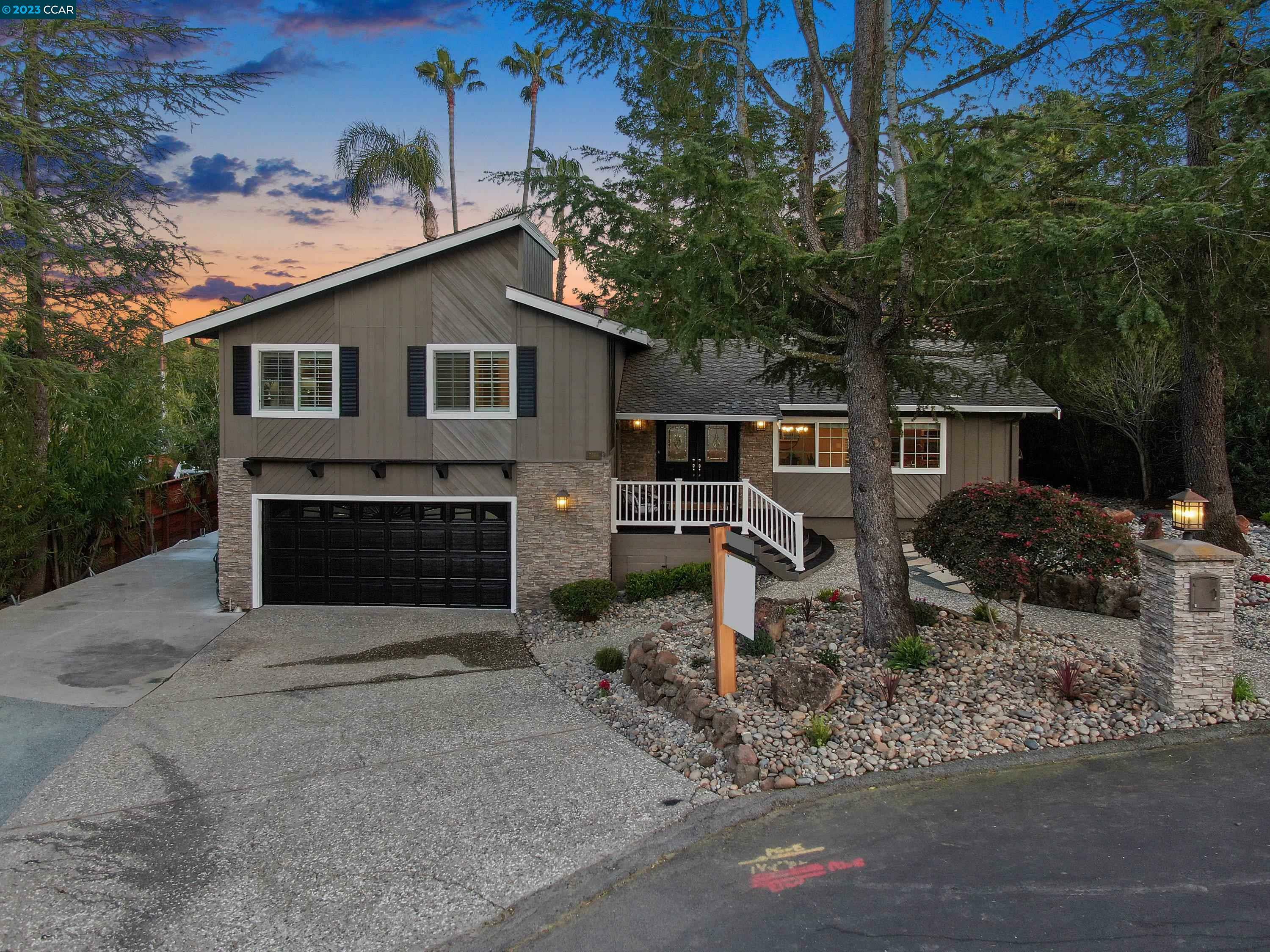 Property Photo: 1438 Linton Ter CA 94553