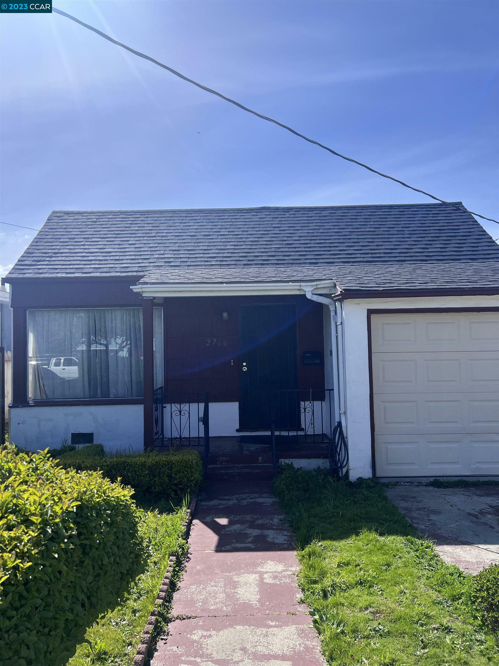 Property Photo: 2766 Dohr CA 94702