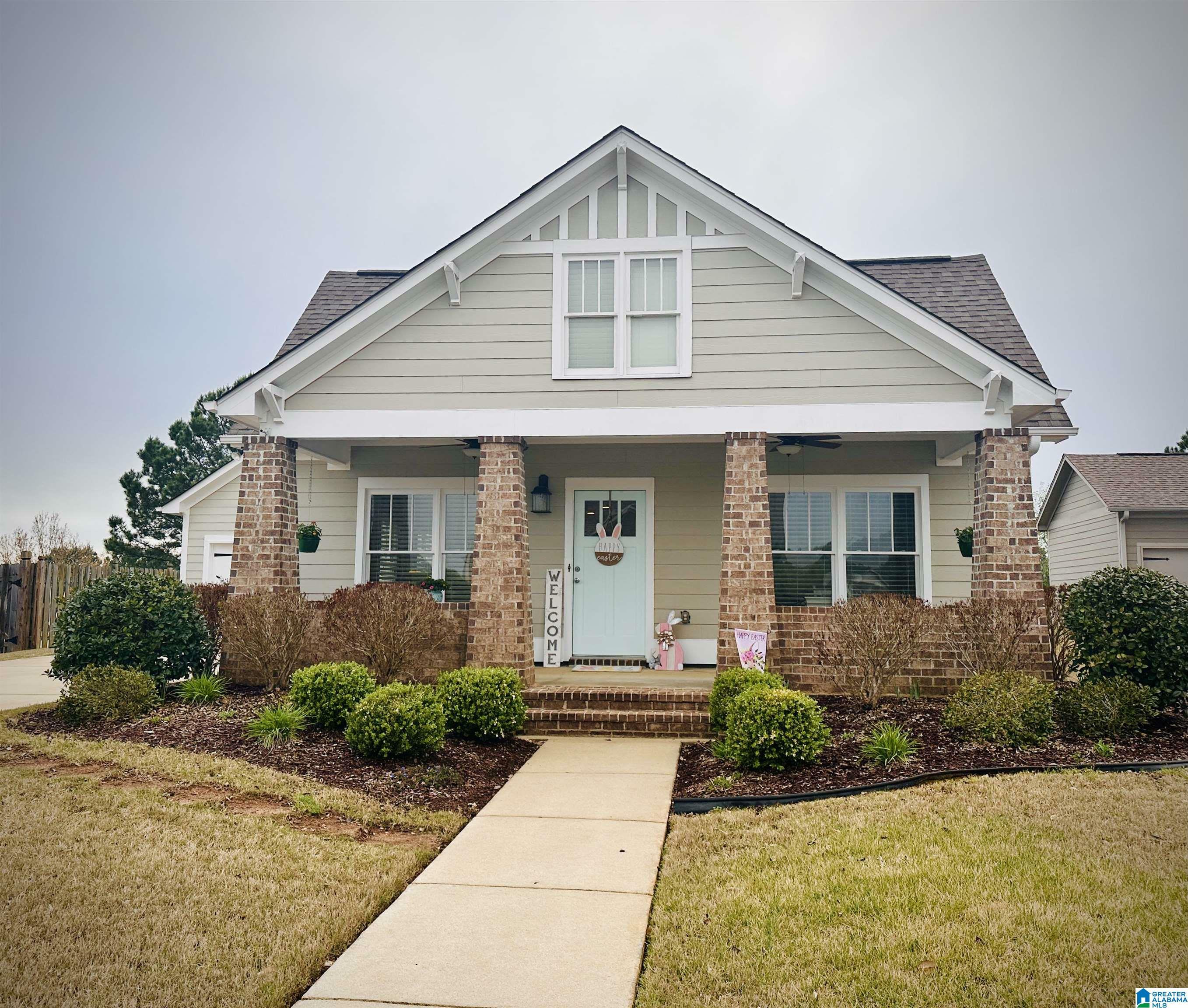 Property Photo:  440 Sherwood Circle  AL 35040 