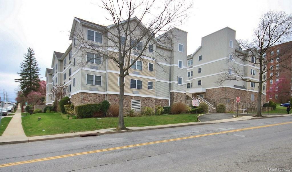 Property Photo:  342 Westchester Avenue 36E  NY 10573 