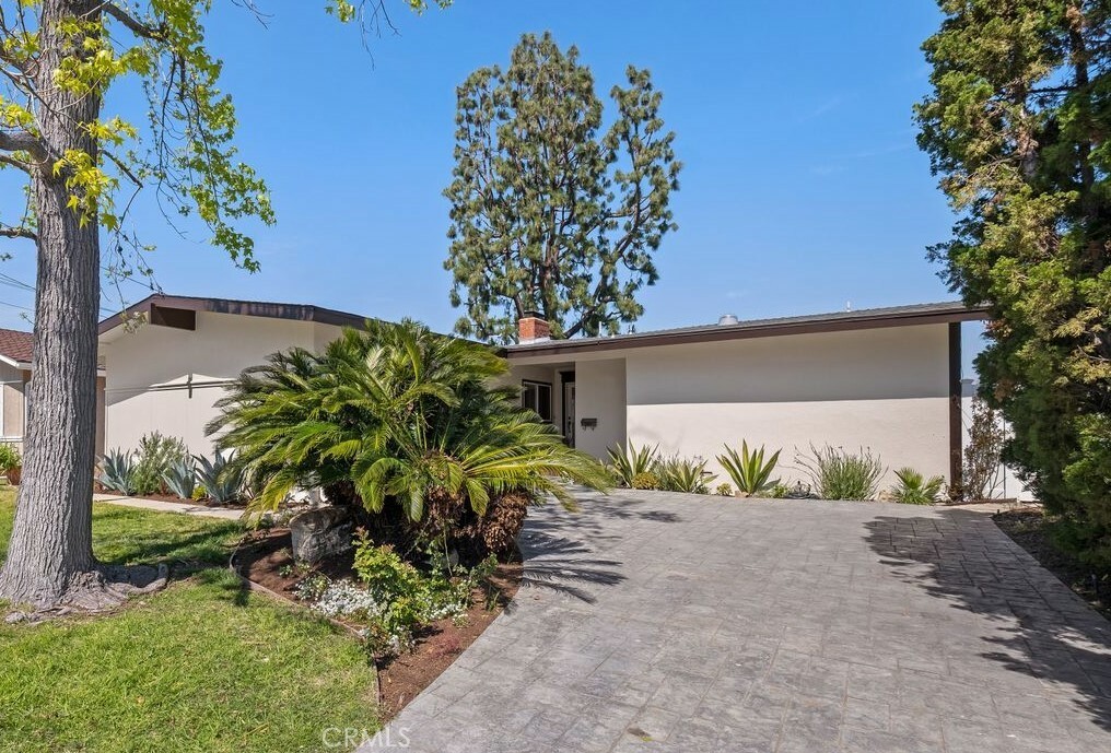 Property Photo:  27914 Pontevedra Drive  CA 90275 