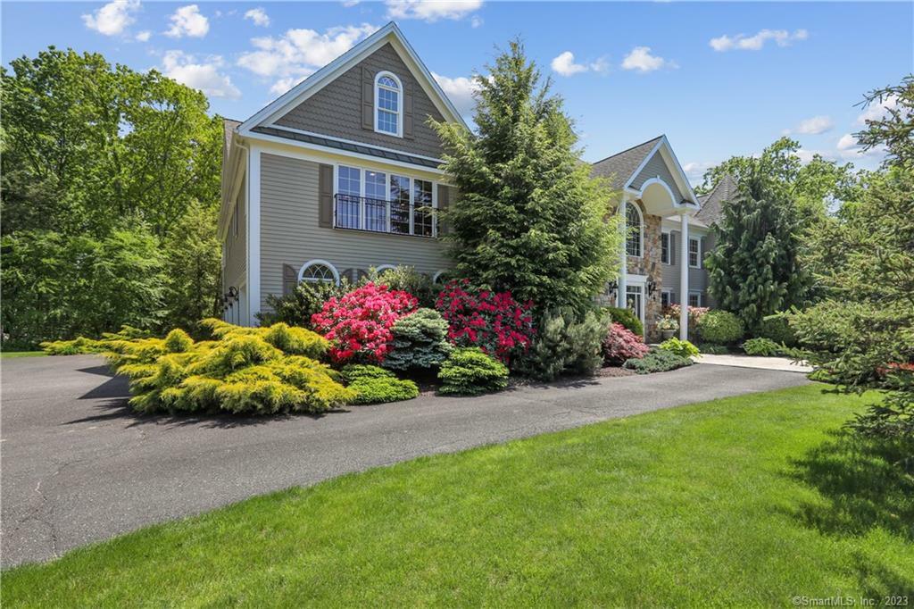 Property Photo: 1 Bob Cat Lane CT 06470