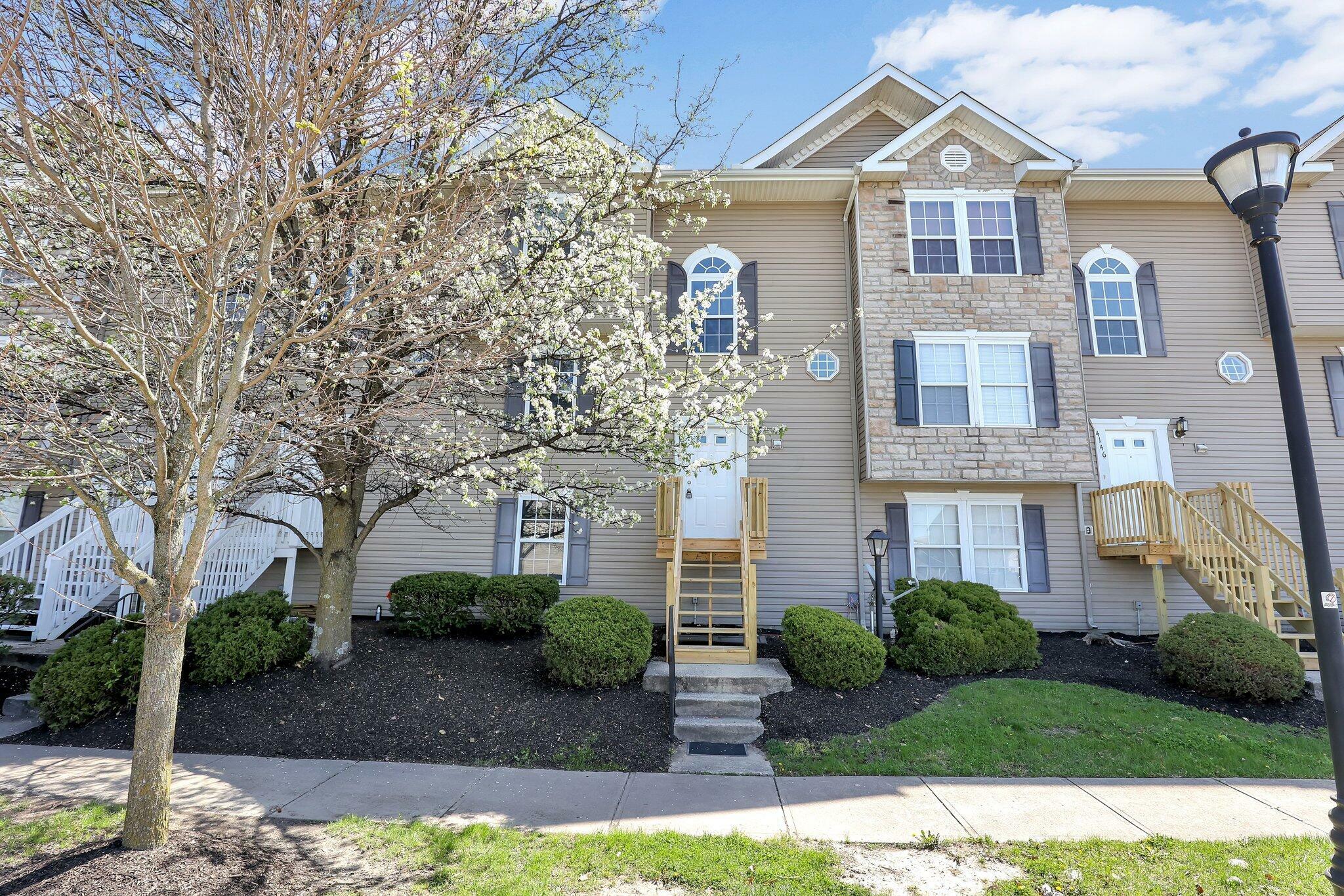 Property Photo:  4136 Coble Bowman Way 4-4136  OH 43110 