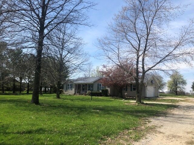 Property Photo:  4573 Lerna Road  IL 61938 
