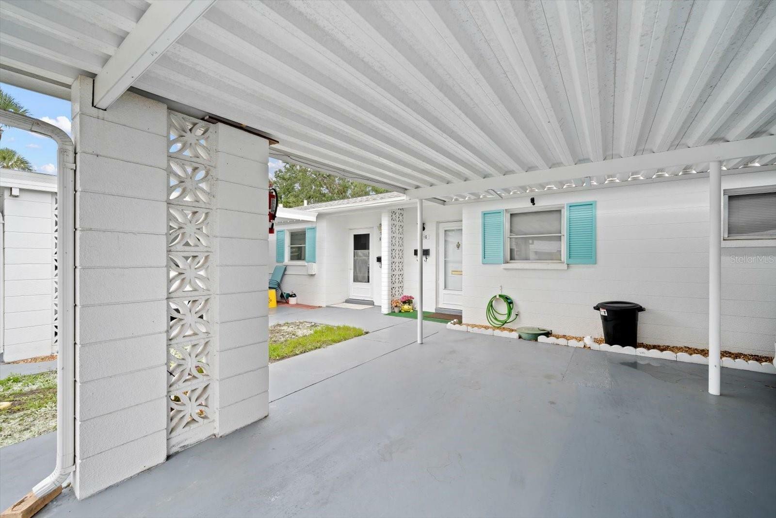 Property Photo:  6016 Arlene Way  FL 34207 