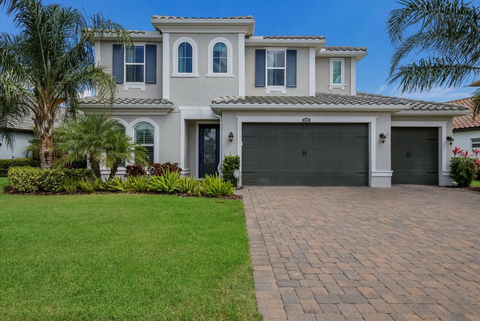 Property Photo:  12223 Terracotta Drive  FL 34211 