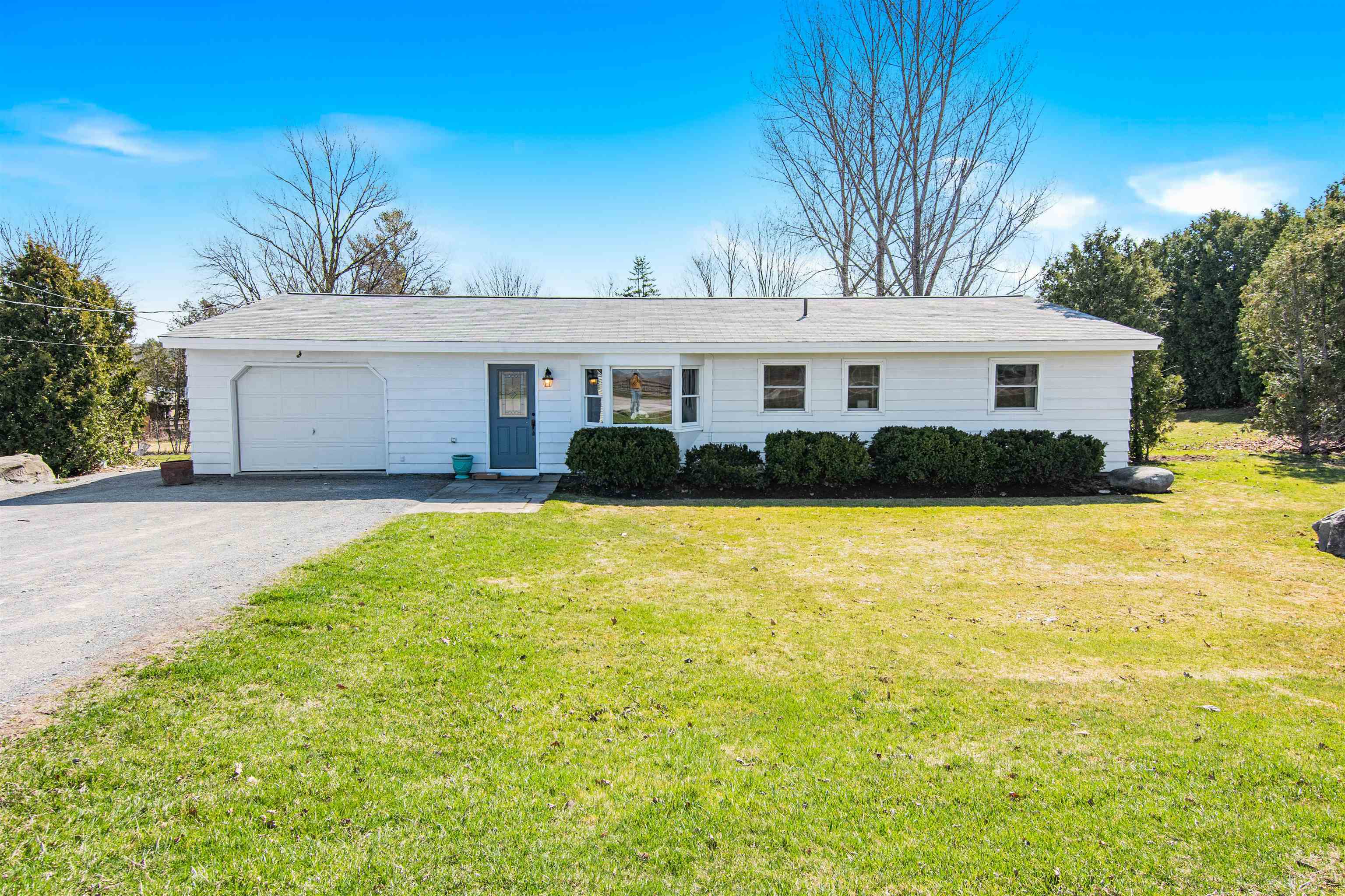 Property Photo: 6035 Shelburne Road VT 05482