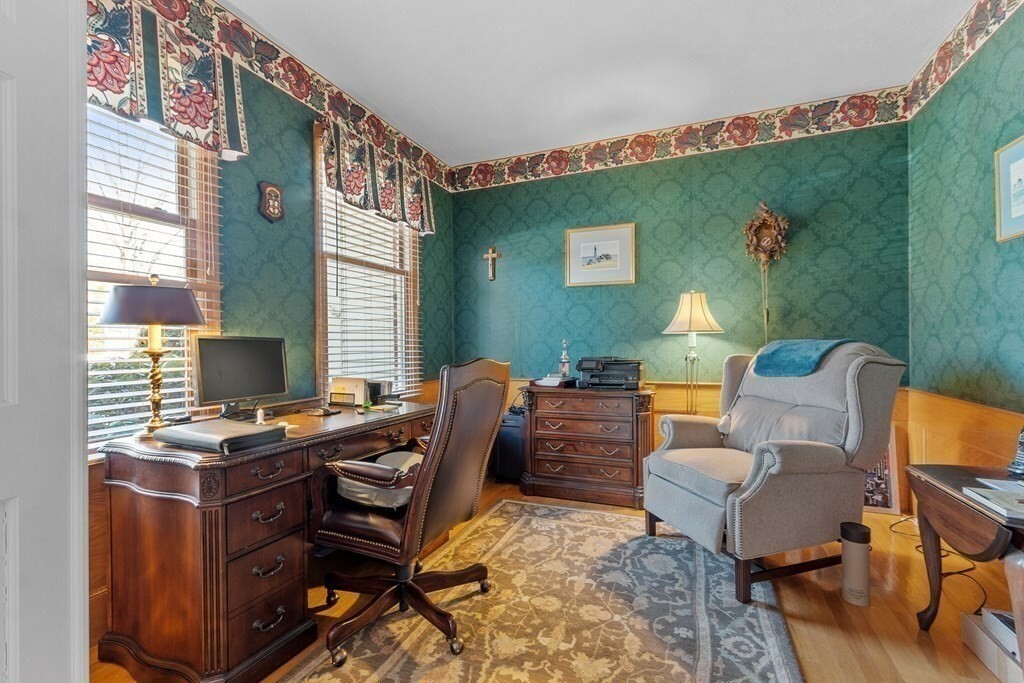 Property Photo: 5 Stearns Rd MA 01752