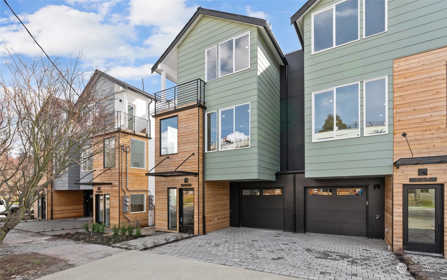 Property Photo: 707 NW 62nd Street WA 98107