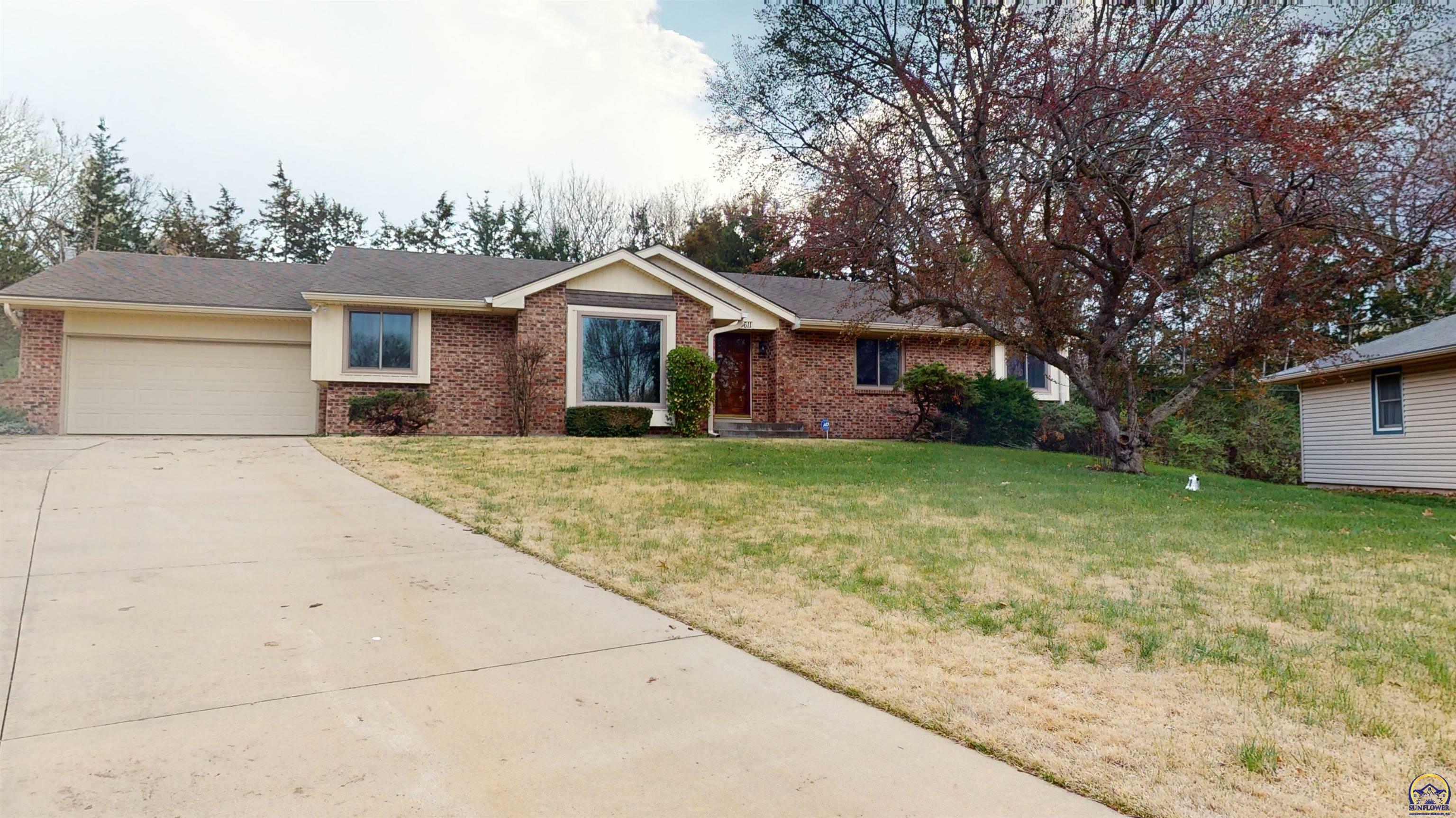 5611 SW Glendale Ct  Topeka KS 66606 photo