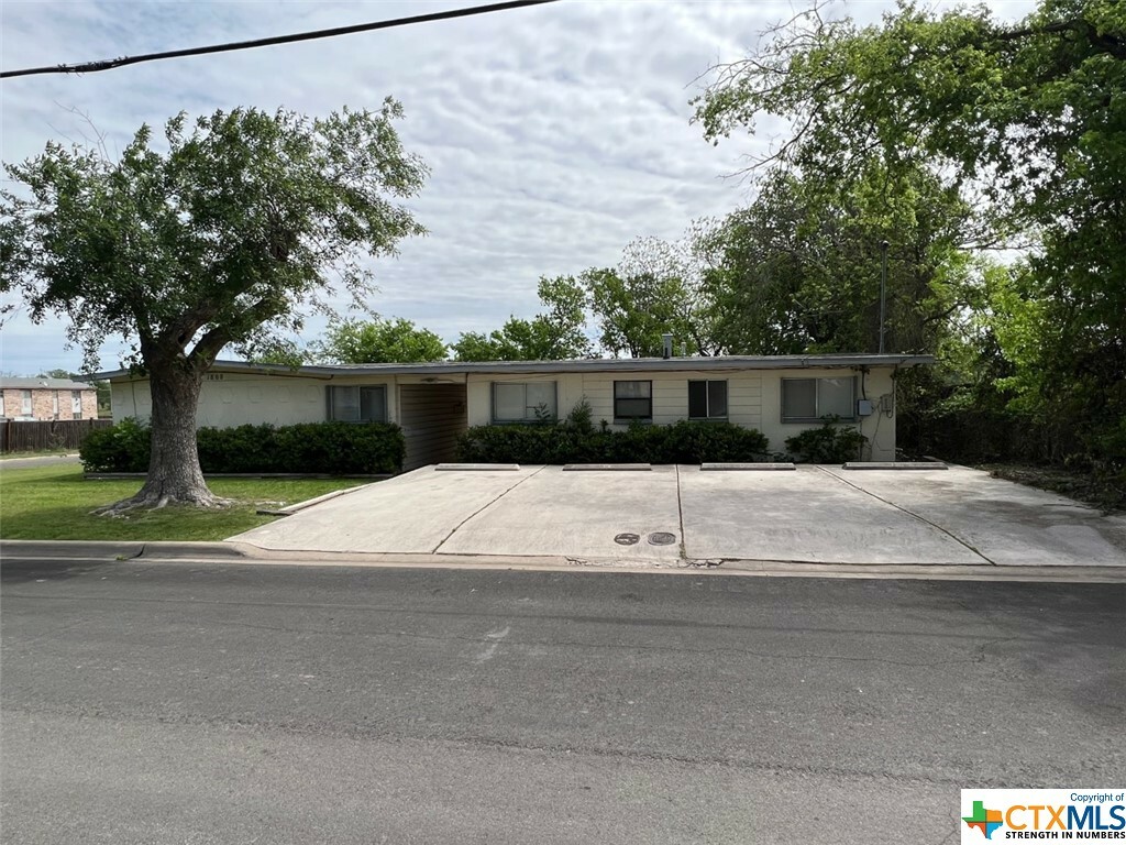 1808 College Street  Killeen TX 76541 photo