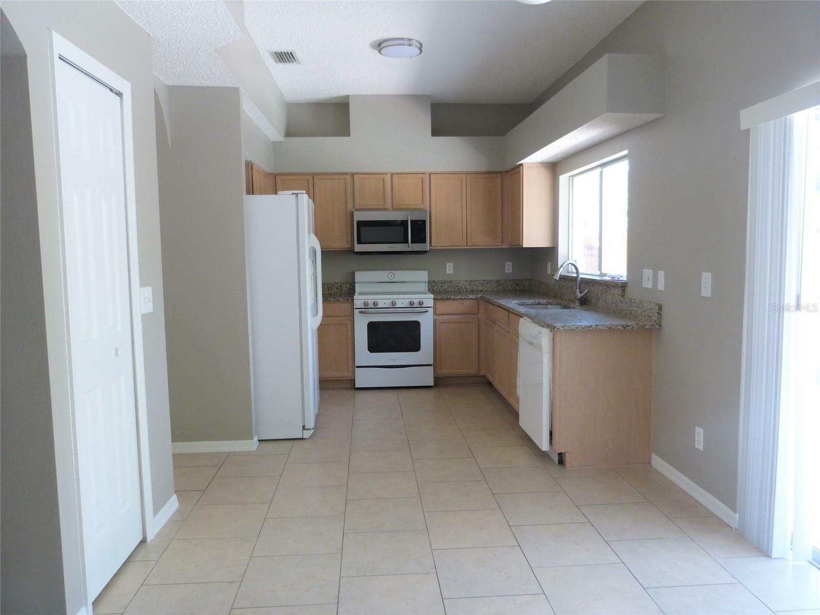 Property Photo:  13424 Prestwick Drive  FL 33579 