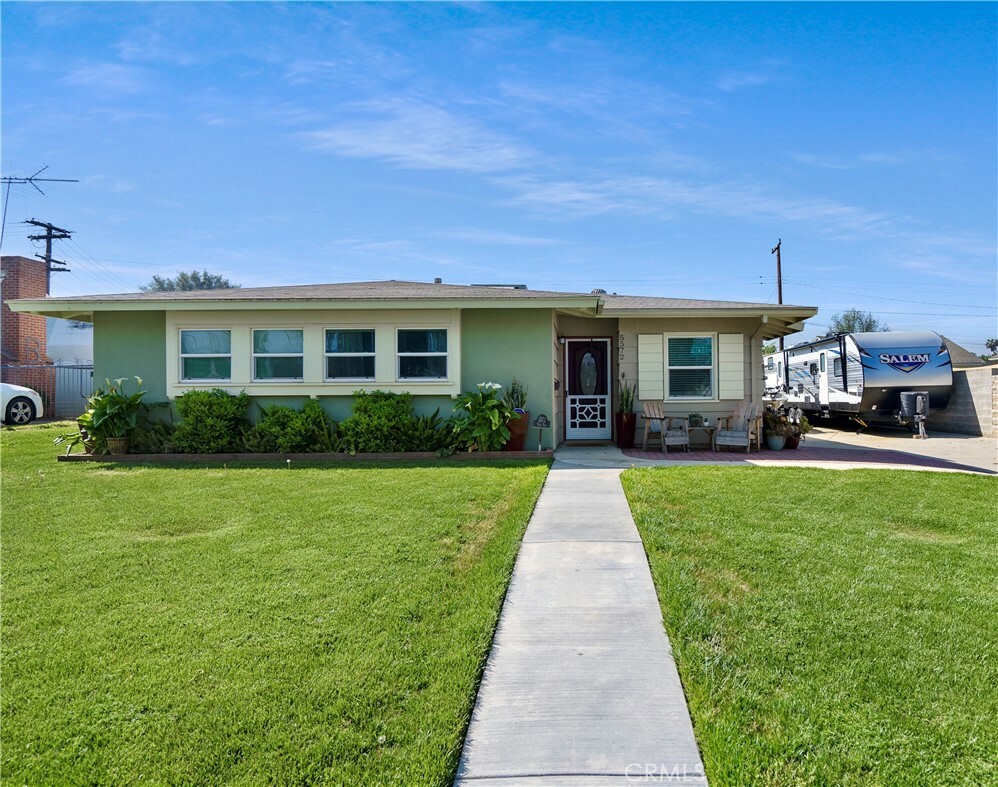 5572 Fargo Rd  Riverside CA 92506 photo