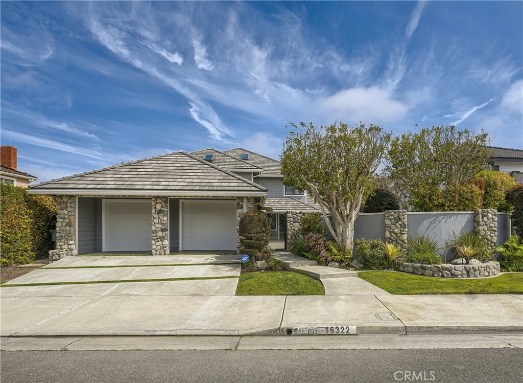 16322 Sundancer Lane  Huntington Beach CA 92649 photo