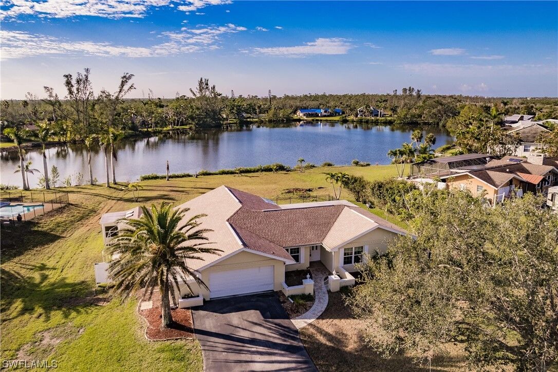 Property Photo:  7263 Lake Drive  FL 33908 