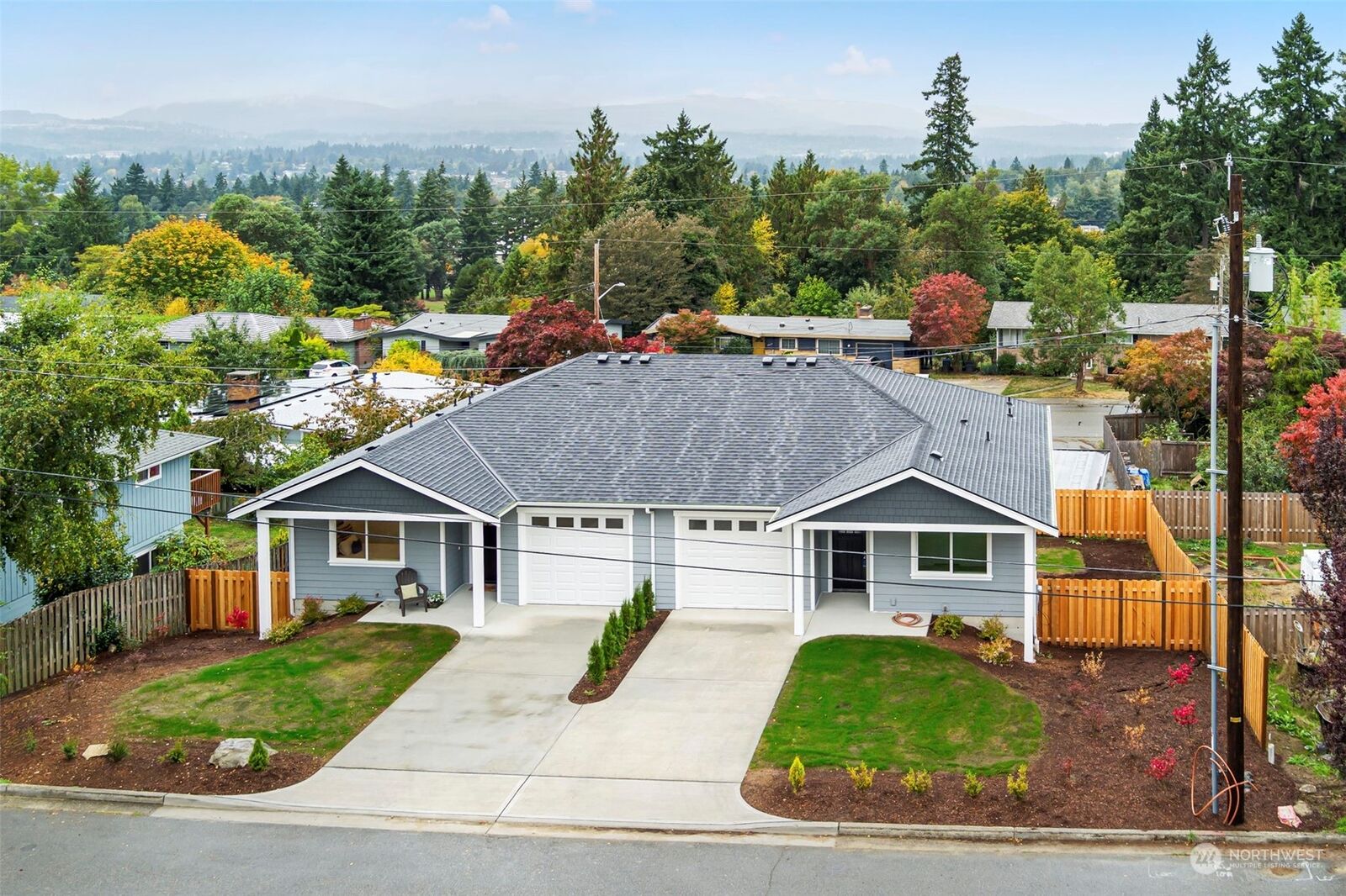 Property Photo:  3041 3043 Sanders Avenue  WA 98310 