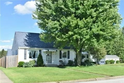 Property Photo: 737 Spencer Ave PA 16146