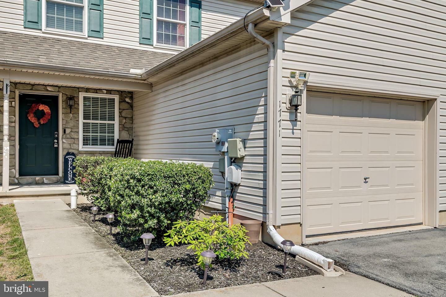 Property Photo:  1771 Lakeside Drive  PA 17057 