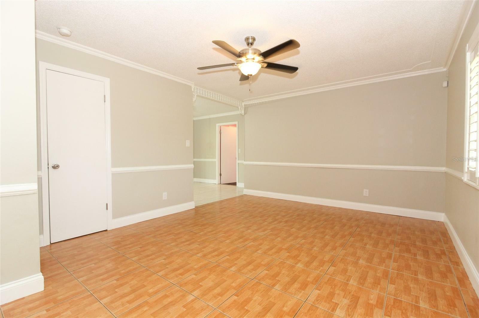 Property Photo:  8219 Shriver Drive  FL 32822 