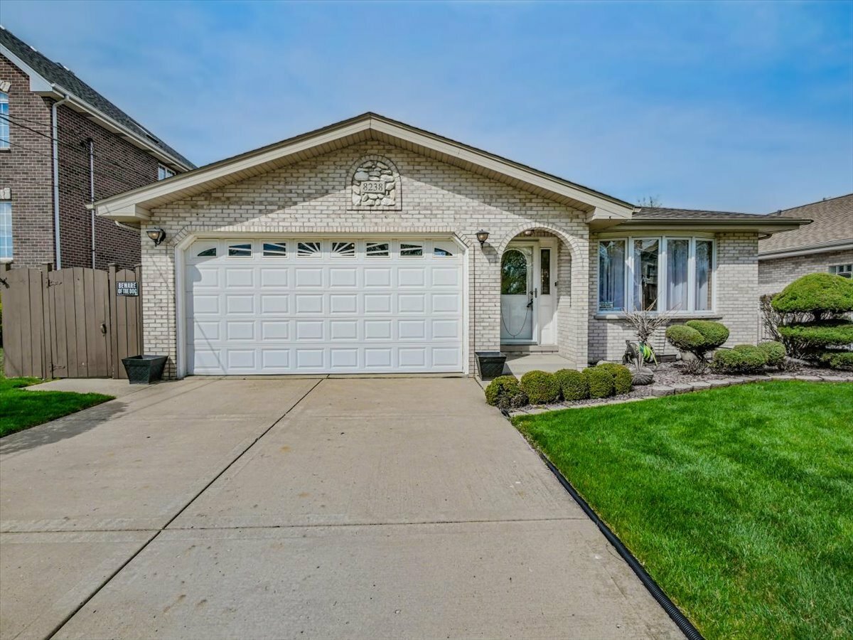 Property Photo: 8238 Nashville Avenue IL 60459