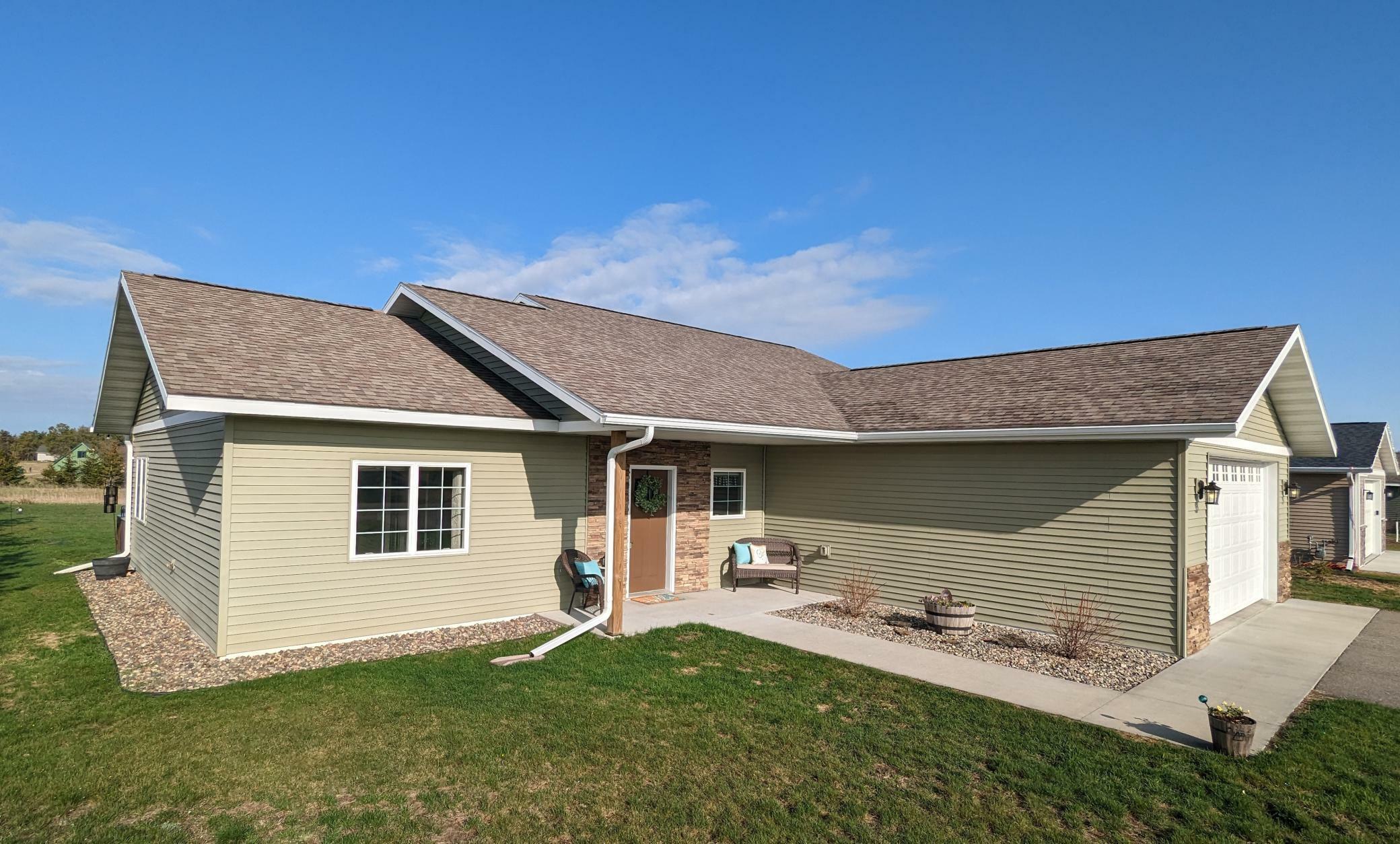 Property Photo: 2008 Whiting Road NW 10 MN 56601