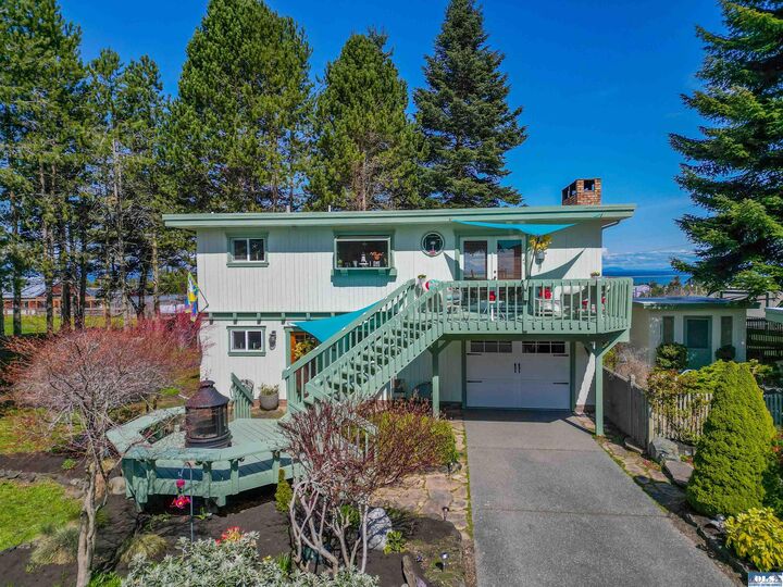 4 bed Sequim home for sale 215 Amber Lane, Sequim, WA 98382