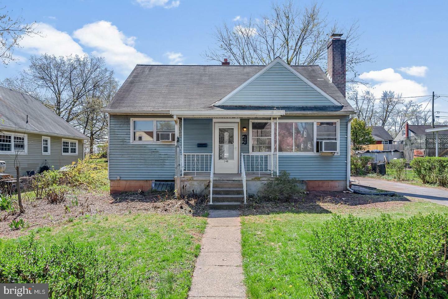 Property Photo:  148 E Roosevelt Avenue  PA 17057 